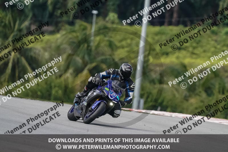 Sepang;event digital images;motorbikes;no limits;peter wileman photography;trackday;trackday digital images